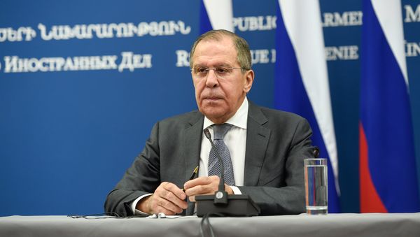 Пресс-конференция МИД РФ С.Лаврова и МИД РА Э.Налбандяна Пресс-конференция МИД РФ С.Лаврова и МИД РА Э.Налбандяна - Sputnik Азербайджан