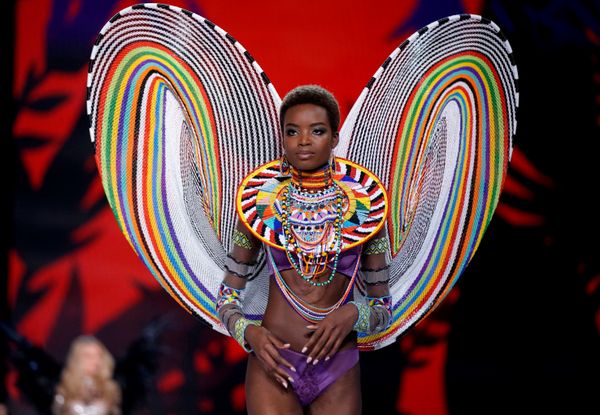Модель Мария Боргес во время шоу Victoria's Secret в Шанхае, Китай - Sputnik Азербайджан