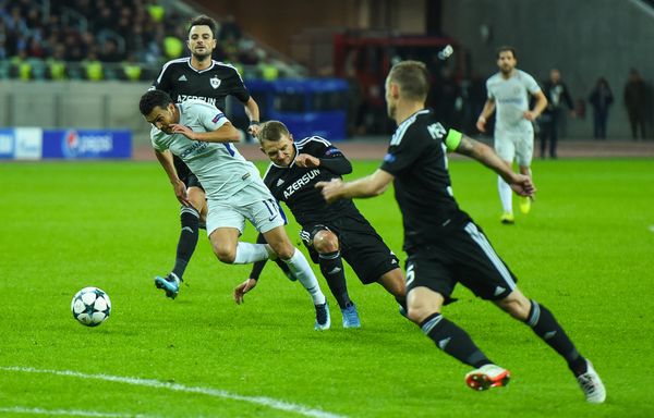 Матч пятого тура группового этапа Лиги чемпионов UEFA между ФК Карабах и ФК Челси Матч пятого тура группового этапа Лиги чемпионов UEFA между ФК Карабах и ФК Челси - Sputnik Азербайджан