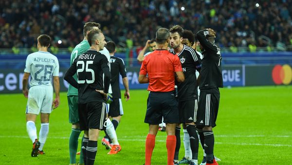 Матч пятого тура группового этапа Лиги чемпионов UEFA между ФК Карабах и ФК Челси - Sputnik Азербайджан