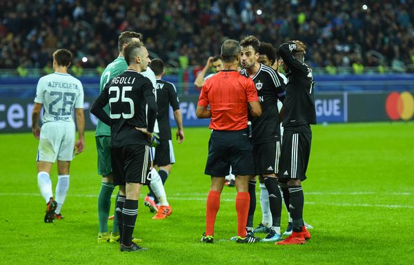 Матч пятого тура группового этапа Лиги чемпионов UEFA между ФК Карабах и ФК Челси - Sputnik Азербайджан