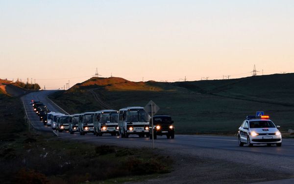 Начался полевой выход курсантов Азербайджанского высшего военного училища - Sputnik Азербайджан