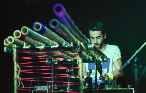 Выступление грузинской группы TSU Art на музыкальном фестивале Silk Road Festival 2017 - Sputnik Азербайджан