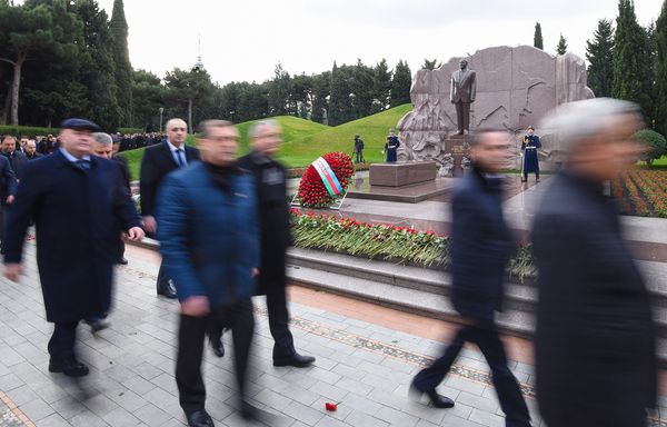 Четырнадцать лет со дня смерти Общенационального лидера Гейдара Алиева - Sputnik Азербайджан