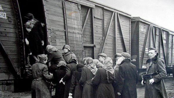 Остарбайтеры - Sputnik Азербайджан