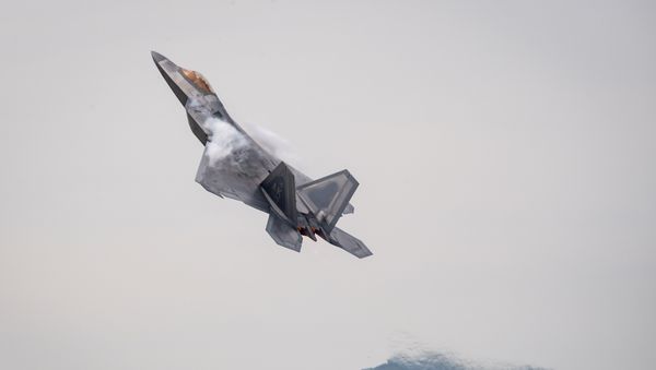 Американский истребитель F22 Raptor, фото из архива - Sputnik Азербайджан