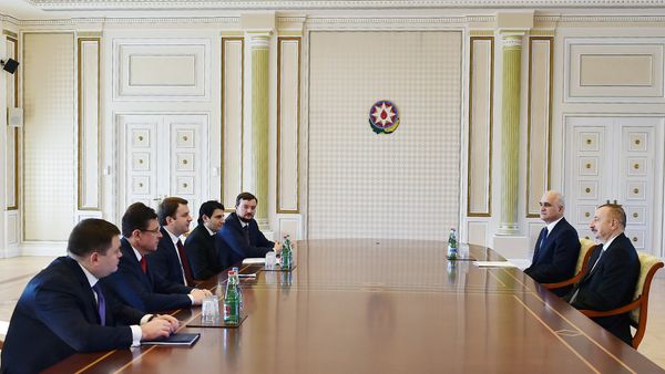 Президент Ильхам Алиев принял делегацию во главе с министром экономического развития России Максимом Орешкиным - Sputnik Азербайджан