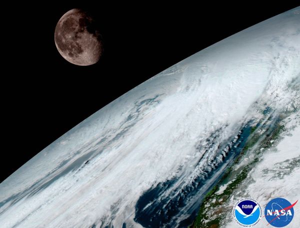 Одна из первых фотографий, полученных зондом GOES-16 - Sputnik Азербайджан