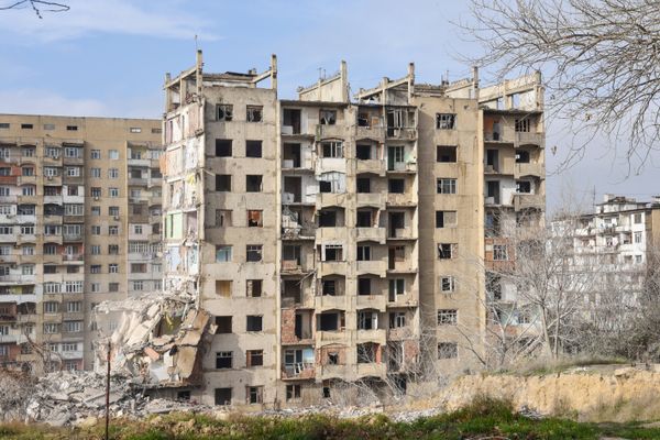 Аварийный дом в Хатаинском районе - Sputnik Азербайджан