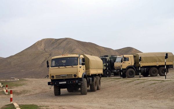 С личным составом Азербайджанской Армии проводятся тестовые экзамены для присвоения классной квалификации - Sputnik Азербайджан
