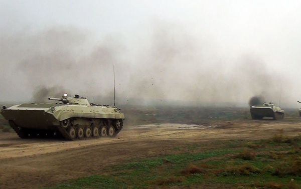С личным составом Азербайджанской Армии проводятся тестовые экзамены для присвоения классной квалификации - Sputnik Азербайджан
