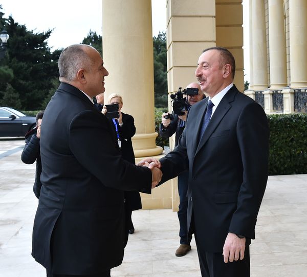 Встреча премьер-министра Болгарии Бойко Борисова с президентом Азербайджана Ильхамом Алиевым, Баку, 15 января 2018 года - Sputnik Азербайджан