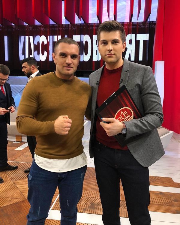 Азербайджанский спортсмен Эмиль Мамедов стал гостем очередного выпуска ток-шоу Первого российского канала Пусть говорят - Sputnik Азербайджан