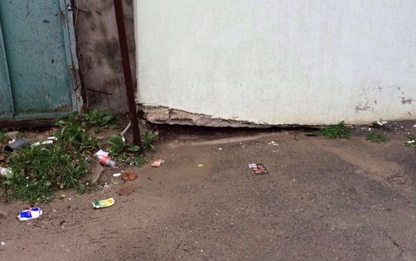 Последствия оползня в жилом массиве Ени Гюнешли на участке Гюнешлинское плато - Sputnik Азербайджан