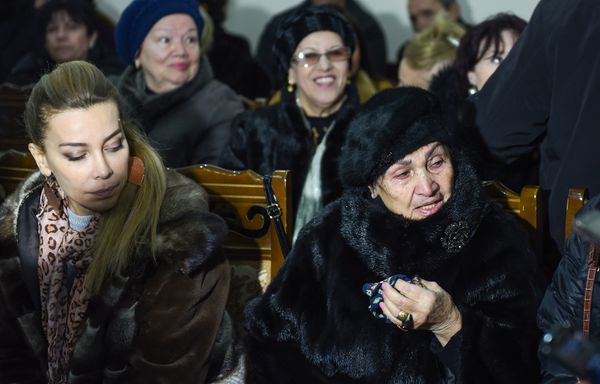 Церемония прощания с народным артистом Азербайджана Беюкагой Мамедовым - Sputnik Азербайджан