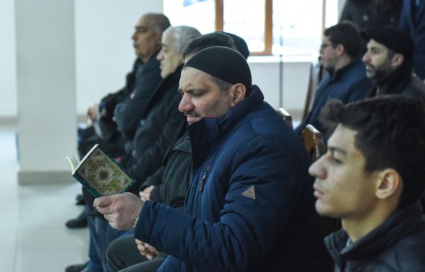 Церемония прощания с народным артистом Азербайджана Беюкагой Мамедовым - Sputnik Азербайджан