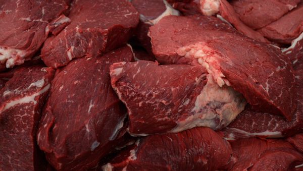 Продукция мясоперерабатывающего предприятия, фото из архива - Sputnik Азербайджан