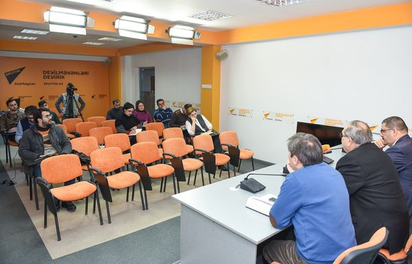 Пресс-конференция о том, что предшествовало трагическим событиям 20 января 1990 года и что происходило в этот день - Sputnik Азербайджан