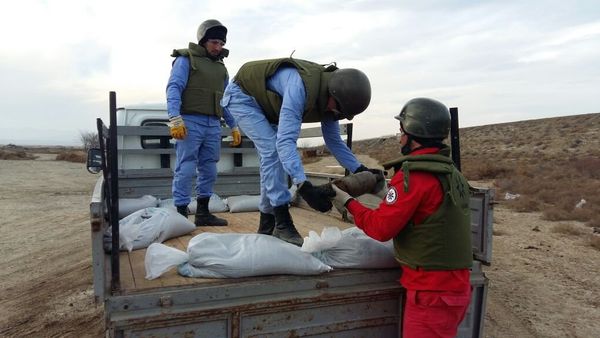 Операция по обезвреживанию снарядов на территории поселка Г.З.Тагиева в Сумгайыте - Sputnik Азербайджан