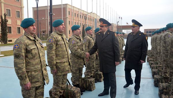 Группа азербайджанских миротворцев вернулась из Афганистана - Sputnik Азербайджан