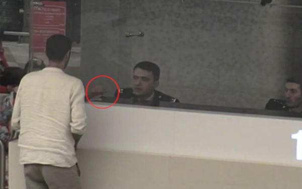 Кадры с оперативной съемки, проведенной во время спецоперации СГБ и ГПС Азербайджана - Sputnik Азербайджан