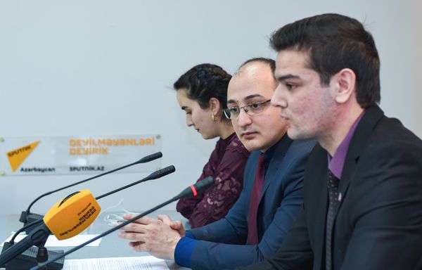 Пресс-конференция ко Дню молодежи Азербайджана - Sputnik Азербайджан