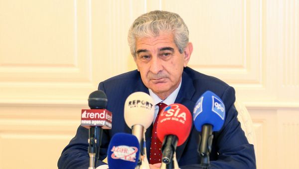 Вице-премьер, председатель Национального координационного совета по устойчивому развитию Али Ахмедов - Sputnik Азербайджан