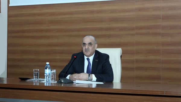 Конференция по итогам четвертого года реализации Государственной программы социально-экономического развития регионов Азербайджанской Республики на 2014-2018 годы - Sputnik Азербайджан