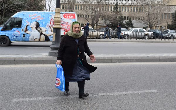 Рейды на дорогах Баку, проводимые сотрудниками Главного управления государственной дорожной полиции АР - Sputnik Азербайджан