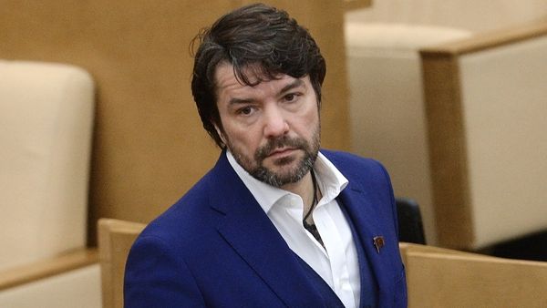 Депутат Государственной Думы РФ Александр Ющенко - Sputnik Азербайджан