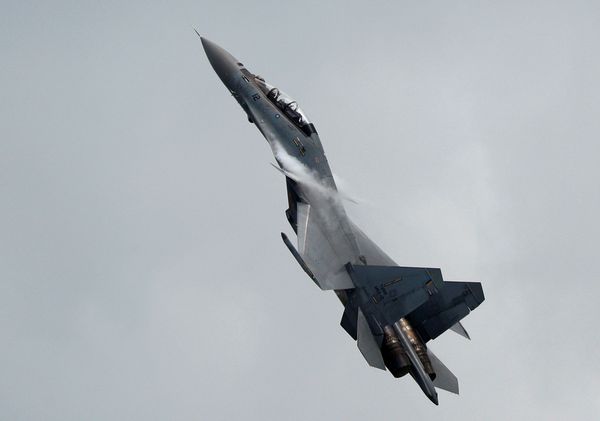 Сухой Су-30 Королевских ВВС Малайзии на авиашоу в Сингапуре - Sputnik Азербайджан