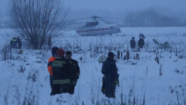 Службы спасения на месте крушения самолета АН-148 - Sputnik Азербайджан