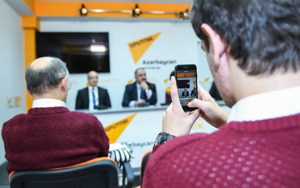 Пресс-конференция на тему Историческое значение туркманчайского мирного договора и его значении в истории современного Азербайджана - Sputnik Азербайджан