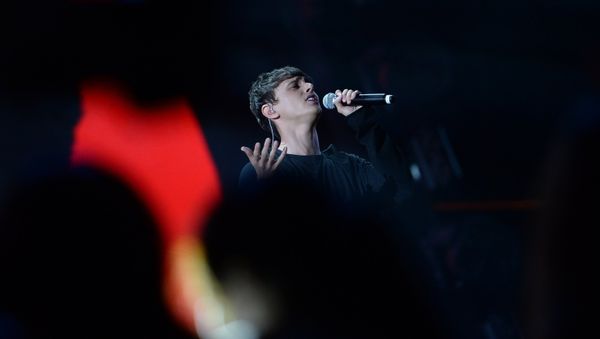 Певец Alekseev выступает на Международном музыкальном фестивале Жара в Баку, фото из архива - Sputnik Азербайджан