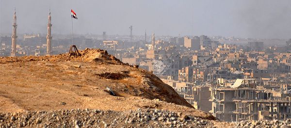Вид Дейр-эз-Зора во время операции сирийской армии против террористов, фото из архива - Sputnik Азербайджан