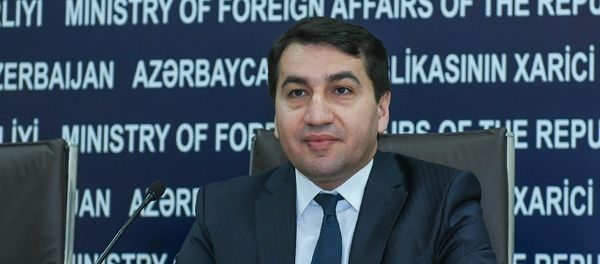 Руководитель пресс-службы МИД Азербайджана Хикмет Гаджиев - Sputnik Азербайджан