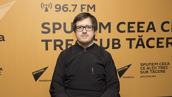 Настоятель Покровской церкви села Гидигич Максим Мелинти - Sputnik Азербайджан