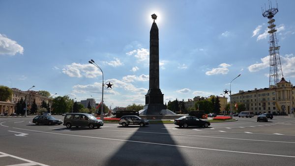 Площадь Победы в Минске, фото из архива - Sputnik Азербайджан