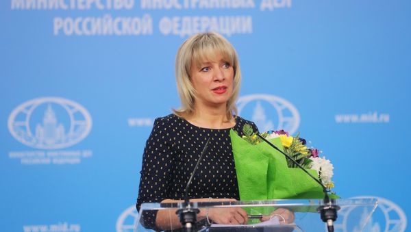Официальный представитель министерства иностранных дел РФ Мария Захарова во время брифинга по текущим вопросам внешней политики - Sputnik Азербайджан