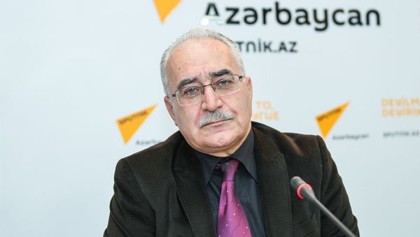 Художественный руководитель группы Савалан Новруз Новрузлу - Sputnik Азербайджан