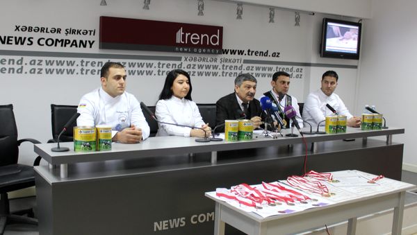 Пресс-конференция, посвященная итогам международных конкурсов кулинаров, которые прошли в Мальте и Турции - Sputnik Азербайджан