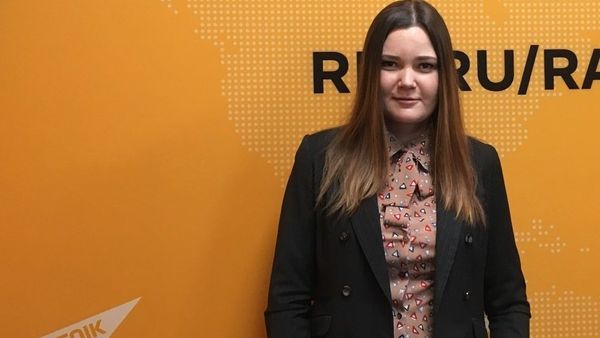 Эксперт-графолог, руководитель центра изучения почерка Современная Графология Ирина Бухарева - Sputnik Азербайджан