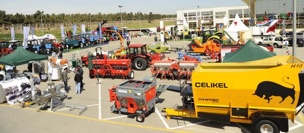 Подготовка к выставке Caspian Agro 2018 - Sputnik Азербайджан