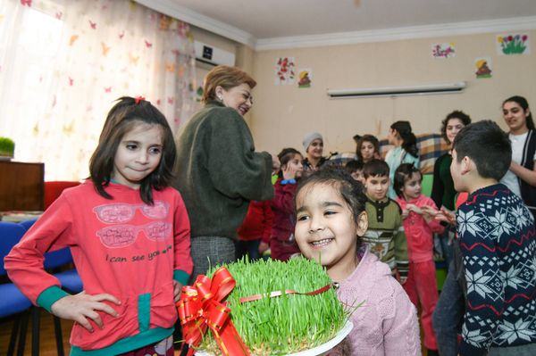 Благотворительная акция #ЩедрыйНовруз (#SəxavətliNovruz), организованная международным информационным агентством Sputnik Азербайджан - Sputnik Азербайджан