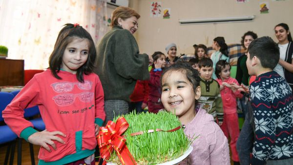 Благотворительная акция #ЩедрыйНовруз (#SəxavətliNovruz), организованная международным информационным агентством Sputnik Азербайджан - Sputnik Азербайджан
