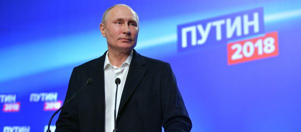 Предвыборный штаб кандидата в президенты РФ В. Путина - Sputnik Азербайджан