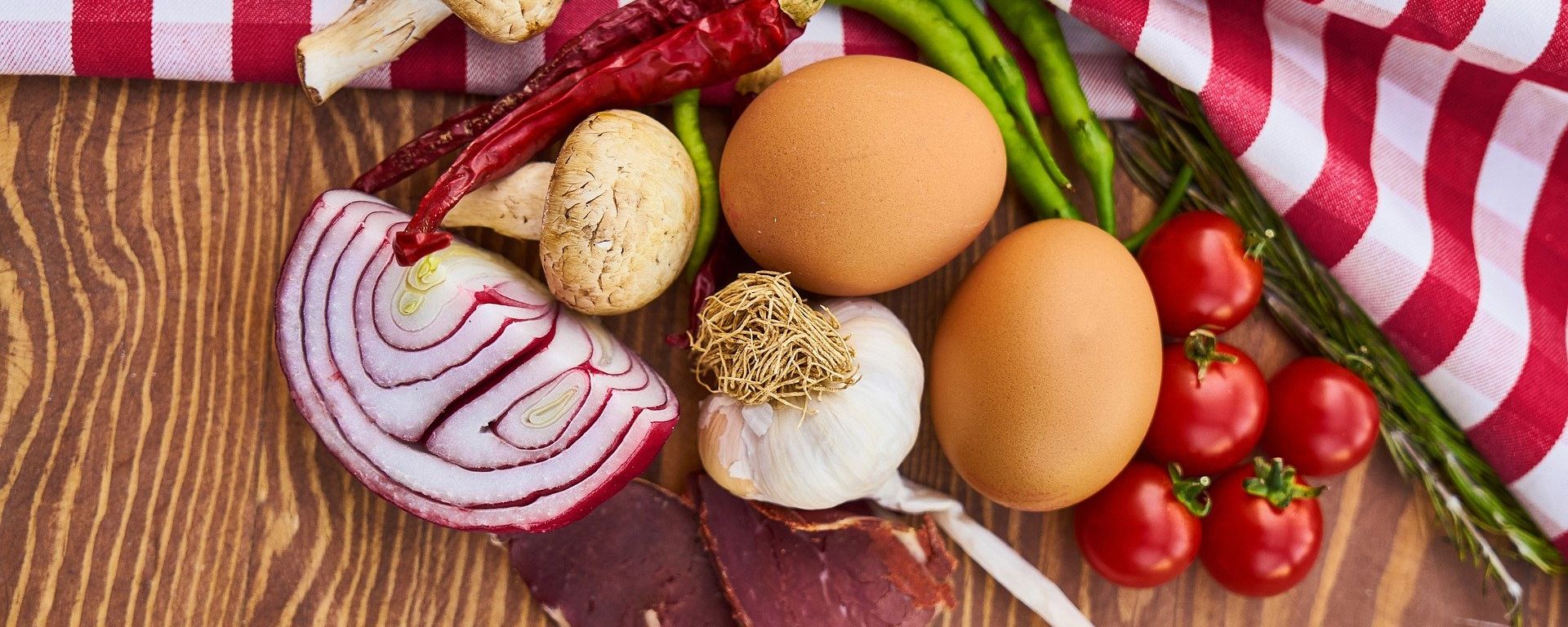 Мясо, яйца и овощи - Sputnik Азербайджан, 1920, 03.08.2021