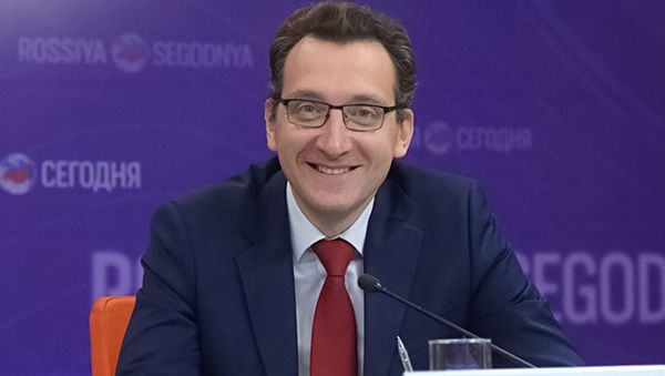 Гущин Александр Владимирович - доцент Российского Государственного Гуманитарного Университета, эксперт Российского совета по международным делам - Sputnik Азербайджан