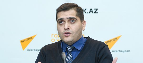 Политолог Эльхан Шахиноглу - Sputnik Азербайджан
