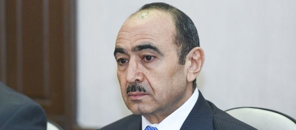 Azərbaycan prezidentinin İctimai-siyasi məsələlər üzrə köməkçisi Əli Həsənov - Sputnik Азербайджан